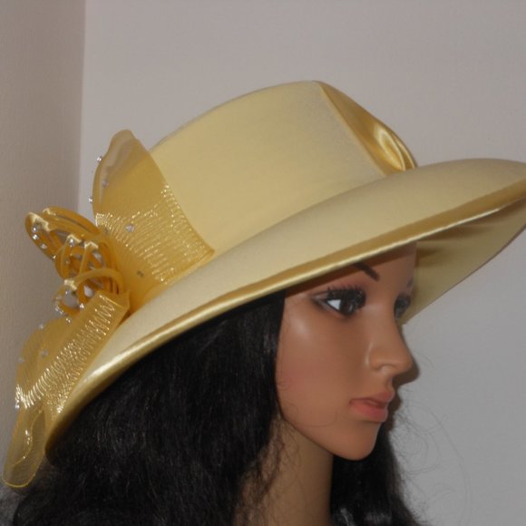 FIFTH SUNDAY WIDE BRIM BEAUTIFUL CLASSIC HAT